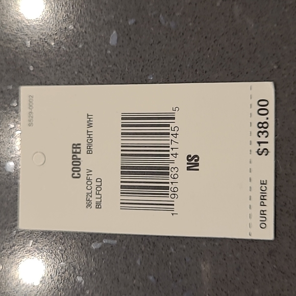 Michael Kors Wallet NWT - Picture 3 of 4